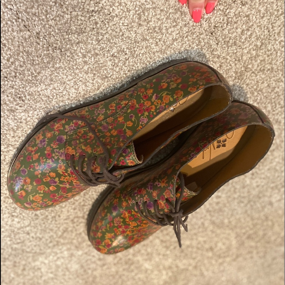 Patricia Nash Floral Leather Oxfords
